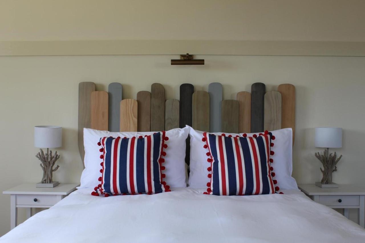 Bridport Arms Hotel West Bay Room photo